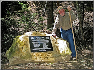 chrisnplaque2009-06-27finalrest-300